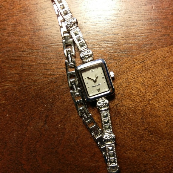 1980s Vintage Diamond Japan QM Watch